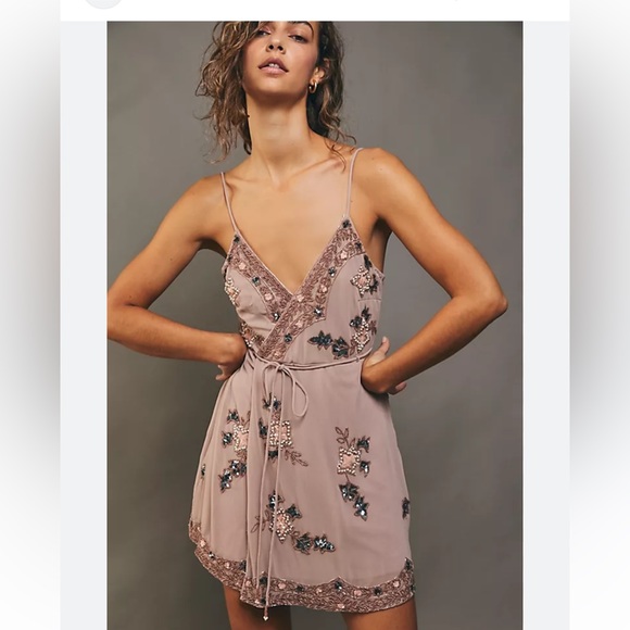 Free People Dresses & Skirts - Free People Sweetest Thing Wrap Mini Dress